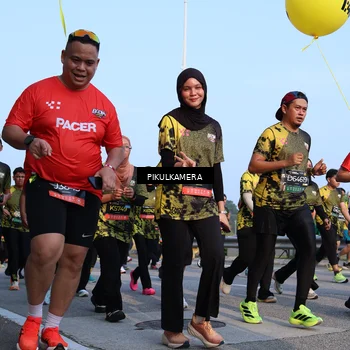 Runner Photo 6291779
