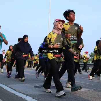 Runner Photo 6291922