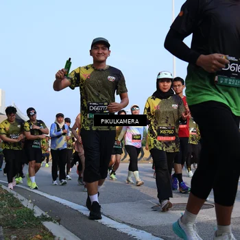 Runner Photo 6292002