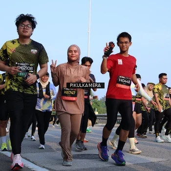 Runner Photo 6292044