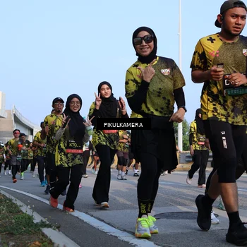 Runner Photo 6292159