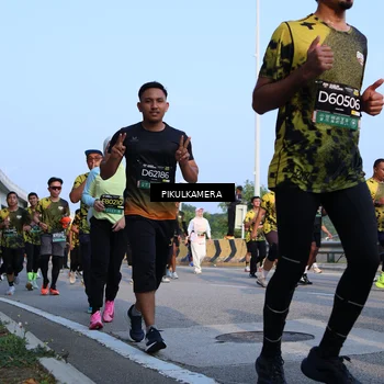 Runner Photo 6292205