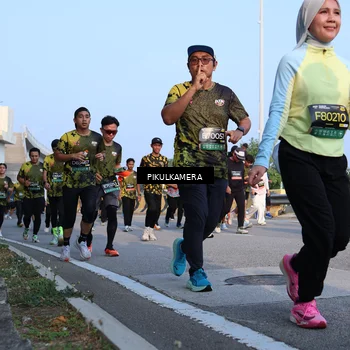 Runner Photo 6292267