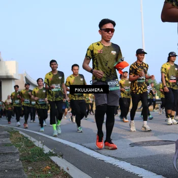 Runner Photo 6292358