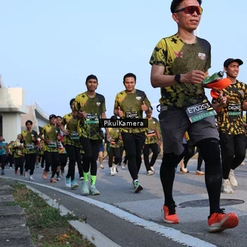 Runner Photo 6292399