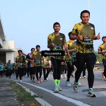 Runner Photo 6292421