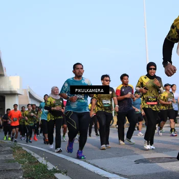 Runner Photo 6292676