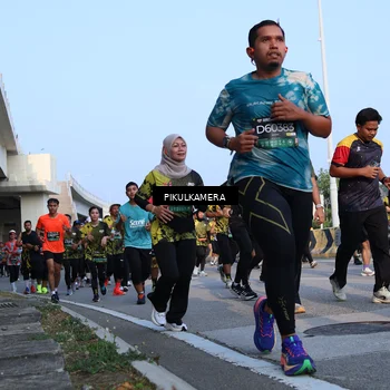 Runner Photo 6292730