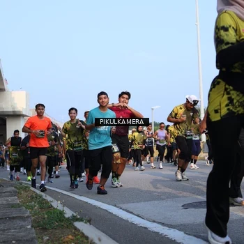 Runner Photo 6292759