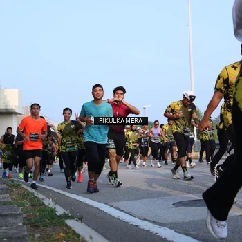 Runner Photo 6292785