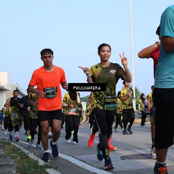 Runner Photo 6292852