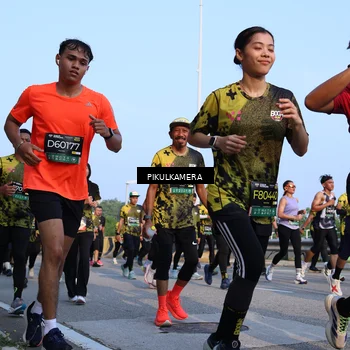Runner Photo 6292858