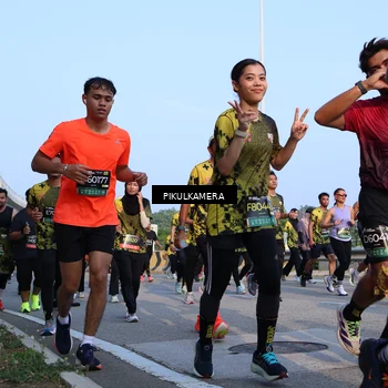Runner Photo 6292860