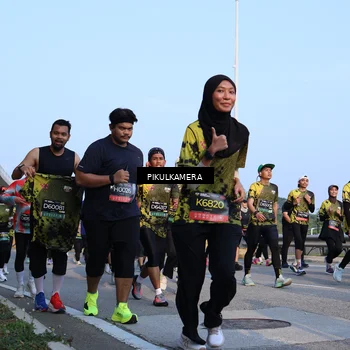 Runner Photo 6292956