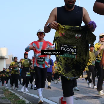 Runner Photo 6293019
