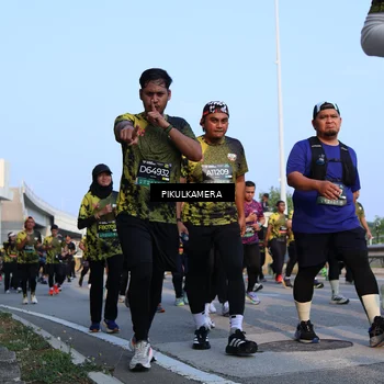 Runner Photo 6293113