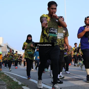 Runner Photo 6293146