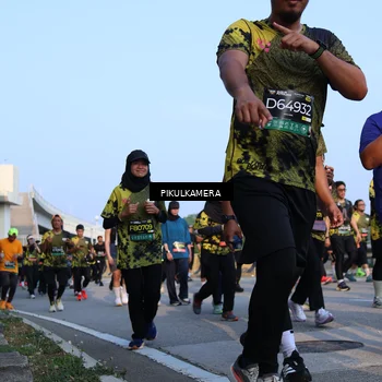 Runner Photo 6293155