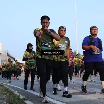 Runner Photo 6293160