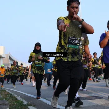 Runner Photo 6293175