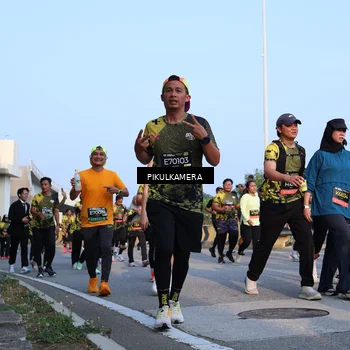 Runner Photo 6293298