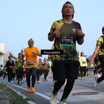Runner Photo 6293348