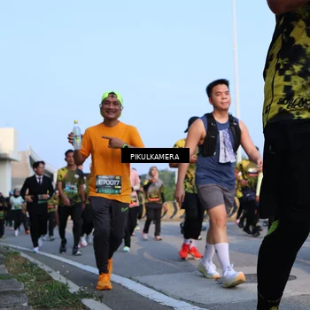 Runner Photo 6293349
