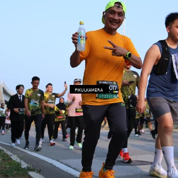 Runner Photo 6293385