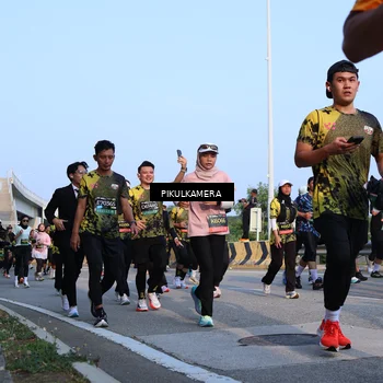 Runner Photo 6293392