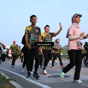 Runner Photo 6293499