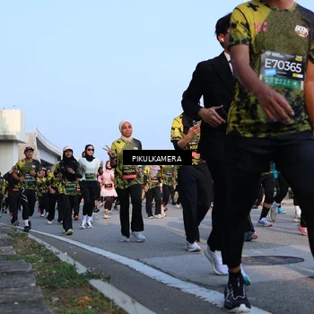 Runner Photo 6293515