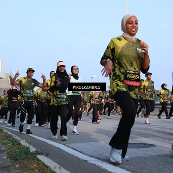 Runner Photo 6293577