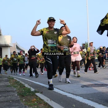 Runner Photo 6293624