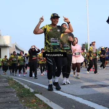 Runner Photo 6293672