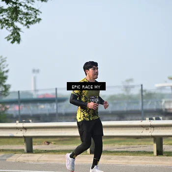 Runner Photo 6293734