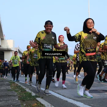 Runner Photo 6293889