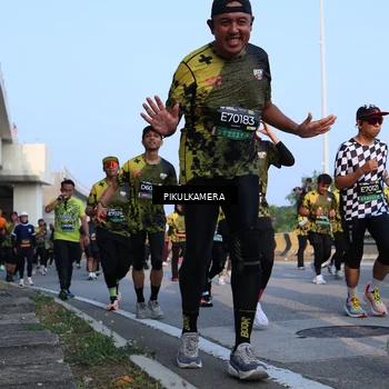 Runner Photo 6293921