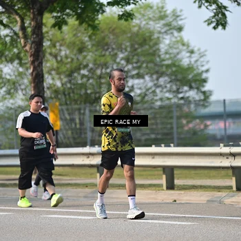 Runner Photo 6293959