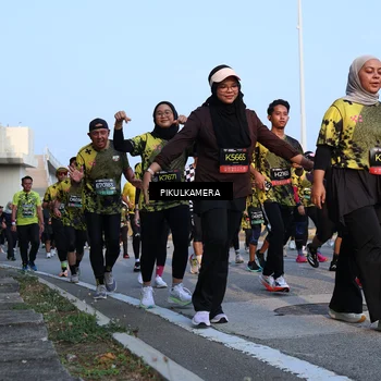 Runner Photo 6294010