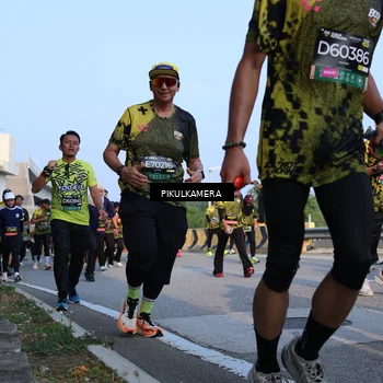 Runner Photo 6294042
