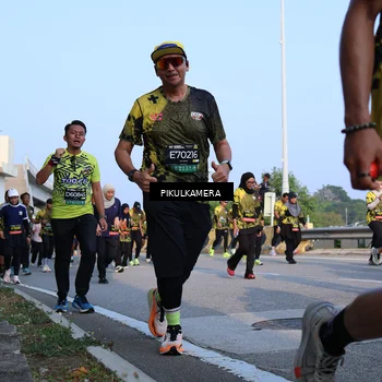 Runner Photo 6294051