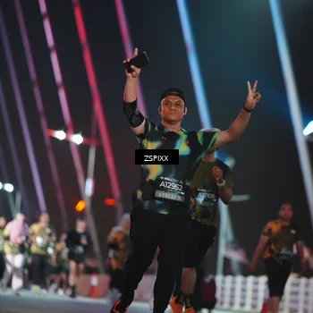 Runner Photo 6294062