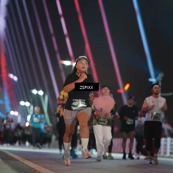 Runner Photo 6294113