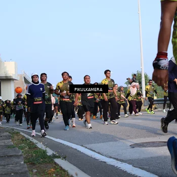 Runner Photo 6294131