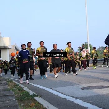 Runner Photo 6294150