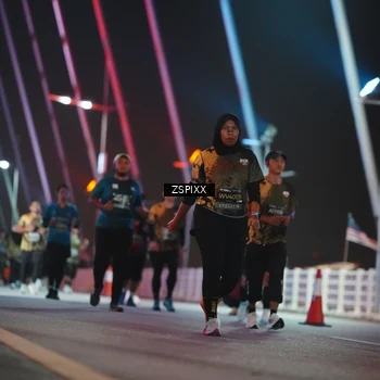 Runner Photo 6294211