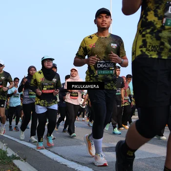 Runner Photo 6294231