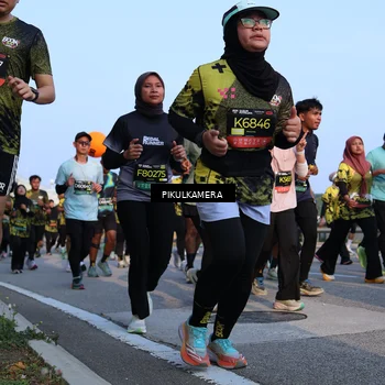 Runner Photo 6294285