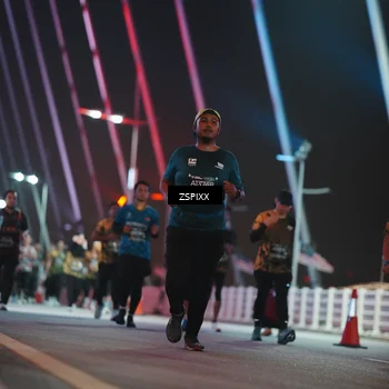 Runner Photo 6294323
