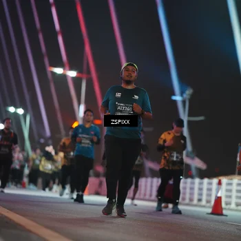 Runner Photo 6294324